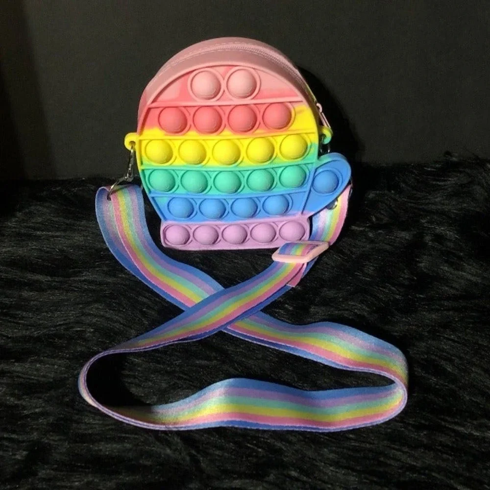 Unbranded Fidget Purse Kids Small Rainbow Like New Pop It Silicone Crossbody Bag